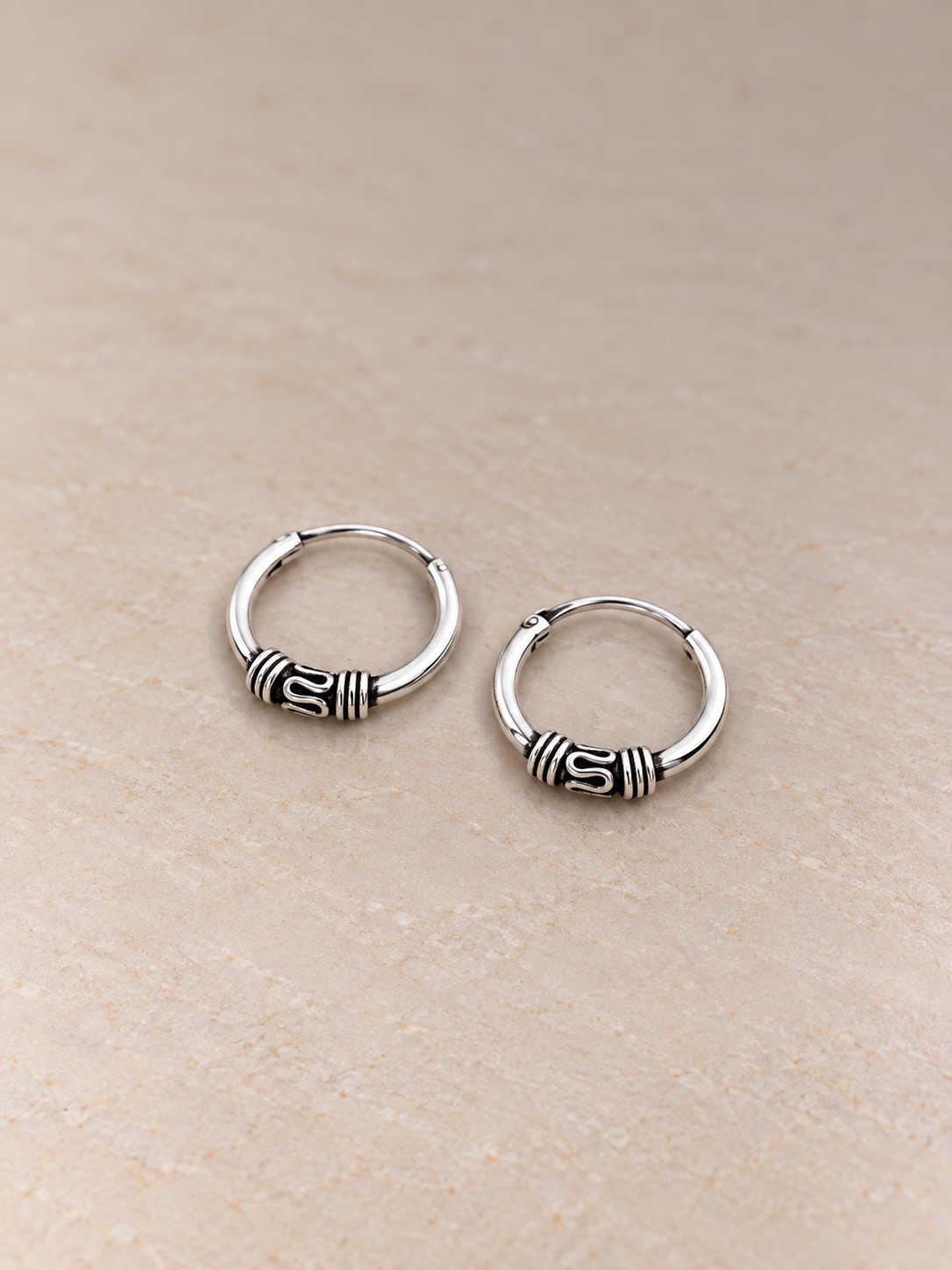 Argola Boho Torção em prata 925